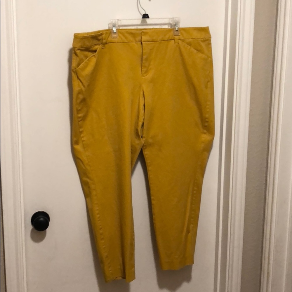 Yellow ankle pants